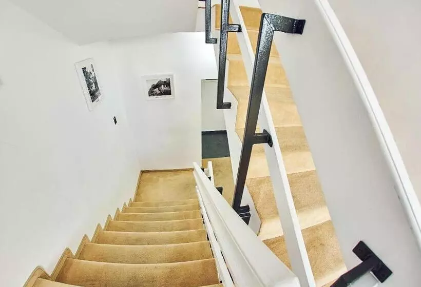 پانسیون Boutique Hotel Casa Medievala