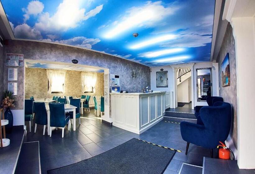 ペンション Boutique Hotel Casa Medievala