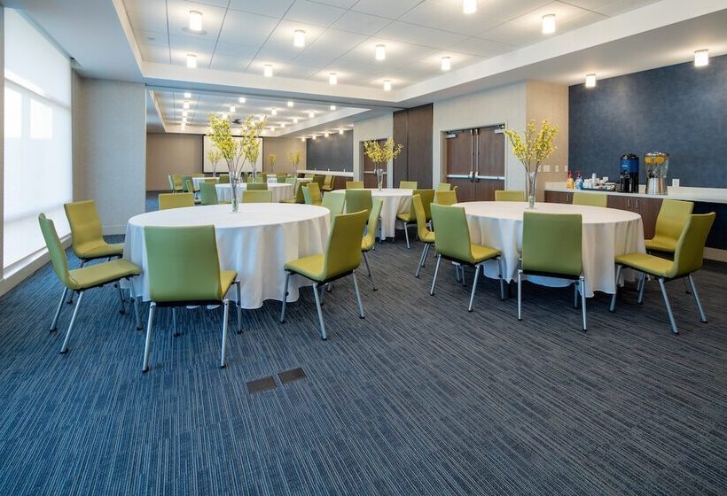 호텔 Holiday Inn Express & Suites   Murrieta, An Ihg