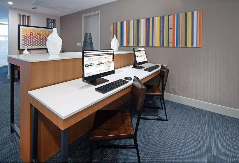 Hotelli Holiday Inn Express & Suites   Murrieta, An Ihg