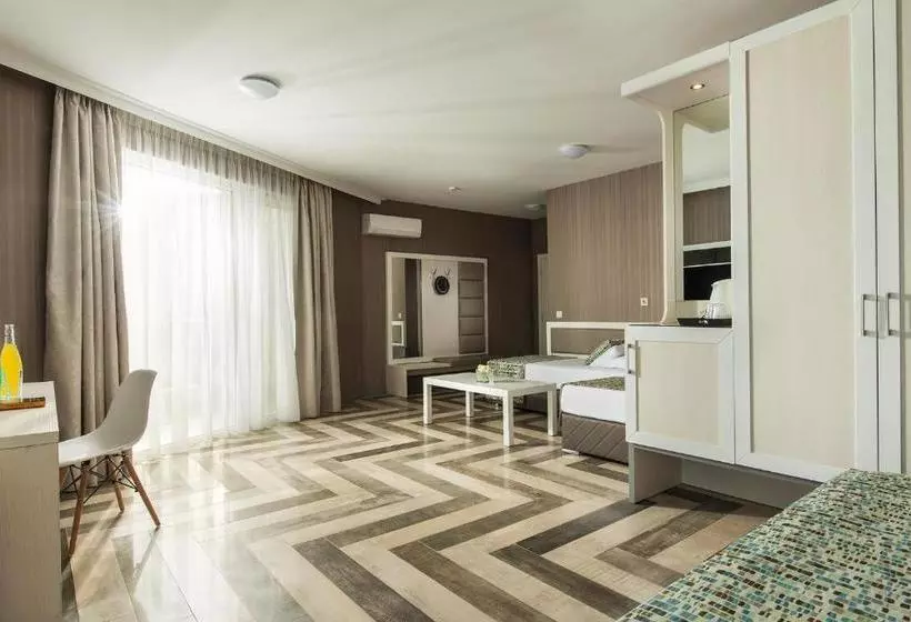 Marina White Sands Beach Hotel All Inclusive