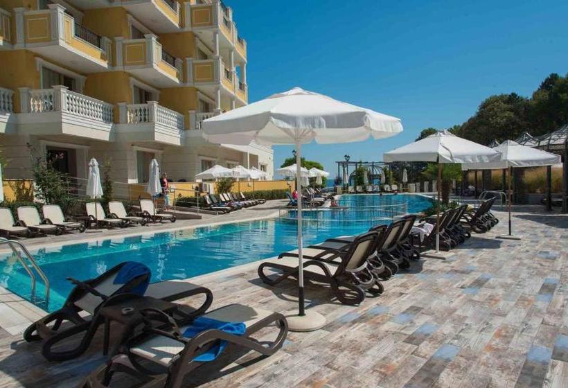 Marina White Sands Beach Hotel All Inclusive