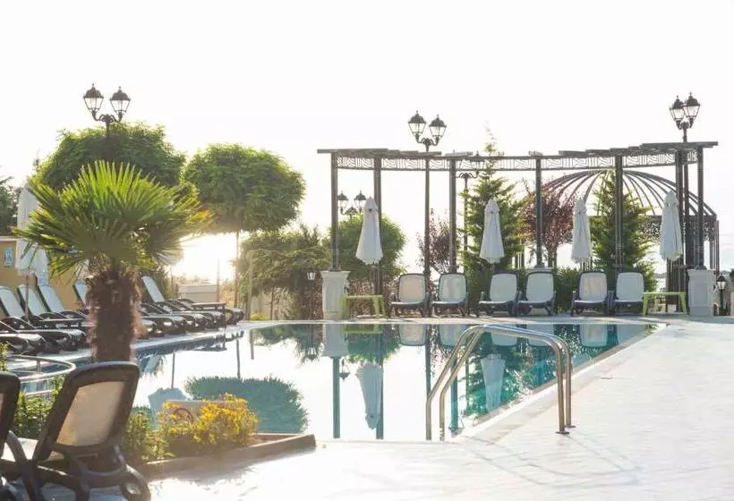 Marina White Sands Beach Hotel All Inclusive