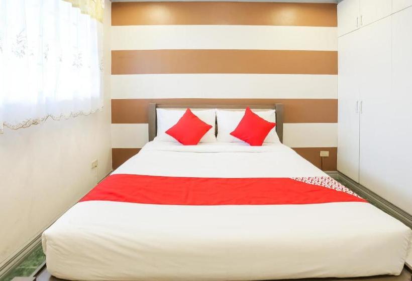 Hotel Oyo 250 A&b Complex