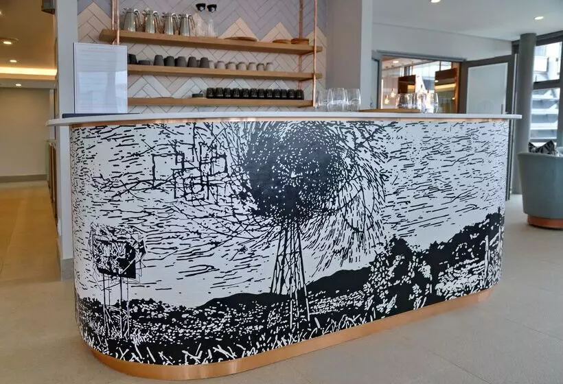 ホテル The Leonardo