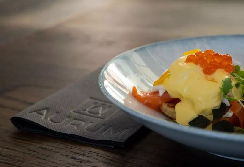 ホテル The Leonardo