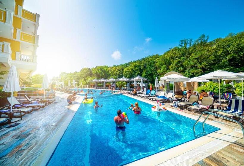 Marina White Sands Beach Hotel All Inclusive