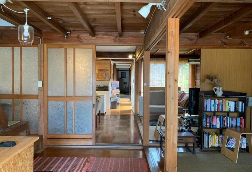 פנסיון Little Bird Inn 旧minato Guesthouse