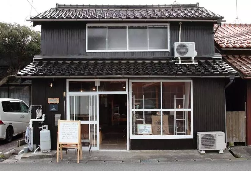پانسیون Little Bird Inn 旧minato Guesthouse