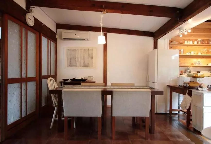 پانسیون Little Bird Inn 旧minato Guesthouse