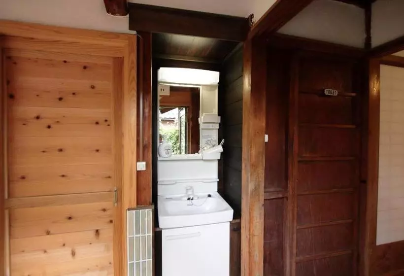 پانسیون Little Bird Inn 旧minato Guesthouse