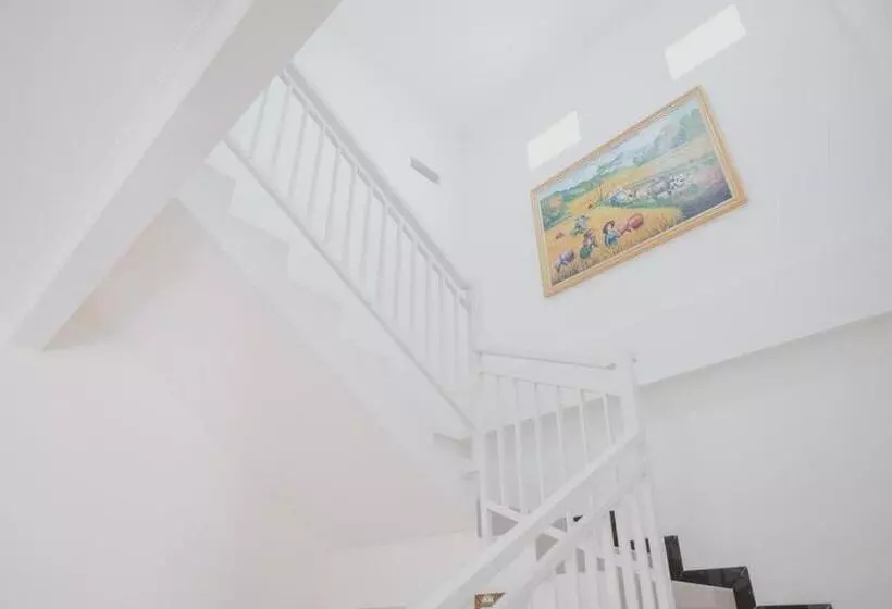 Majatalo Reddoorz Syariah Near Pahoman Stadium Lampung