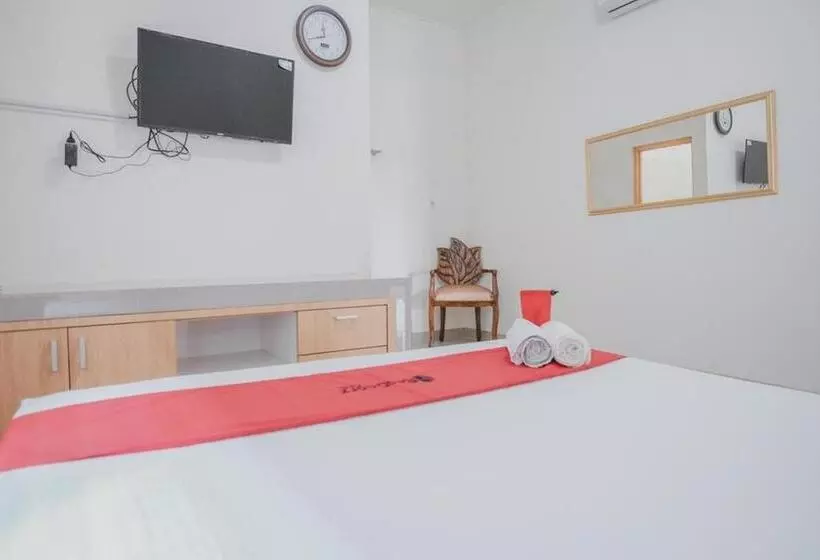 Majatalo Reddoorz Syariah Near Pahoman Stadium Lampung