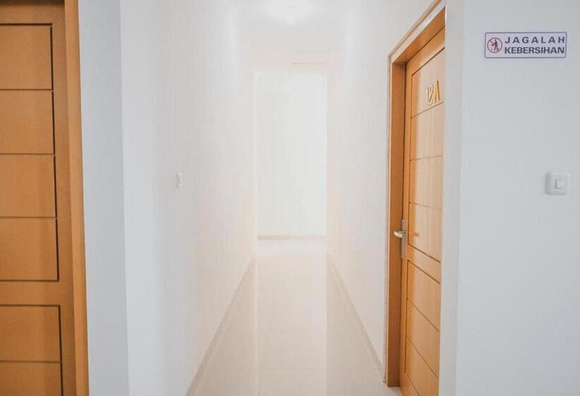 Пансион Reddoorz Syariah Near Pahoman Stadium Lampung