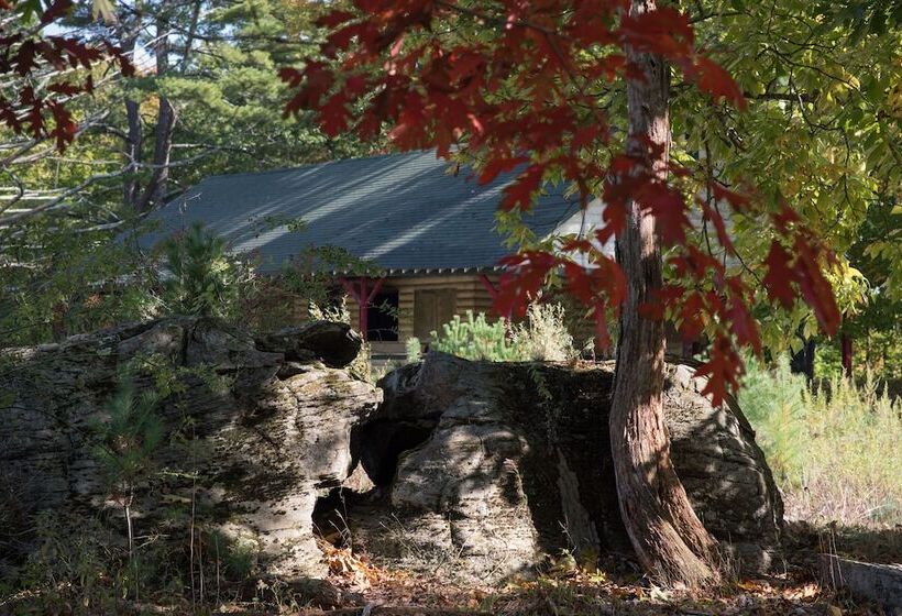 הוסטל The Old Catskill Game Farm Inn