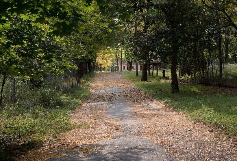 הוסטל The Old Catskill Game Farm Inn