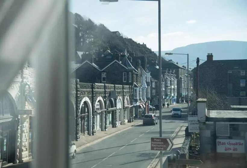 Aamiaismajoitus (B&B) The Royal