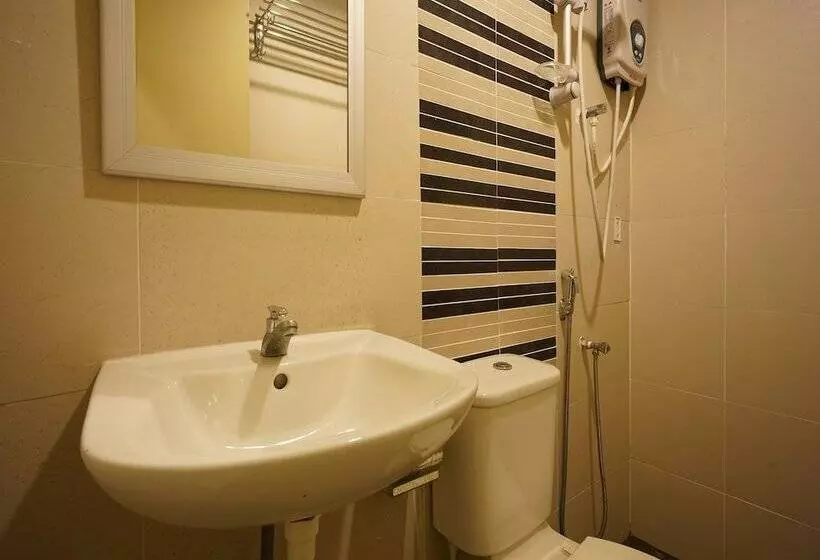 O Jj Hotel Sitiawan