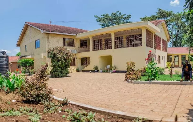 هتل Kilimanjaro Summit Lodge