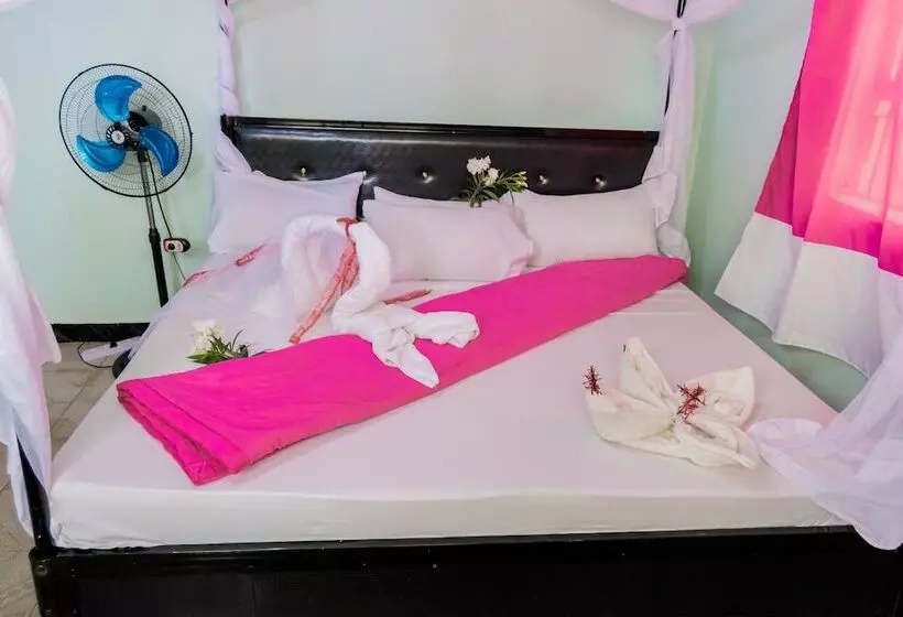 هتل Kilimanjaro Summit Lodge