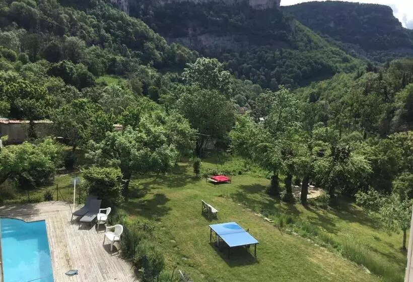 Majatalo Villa Meyriem