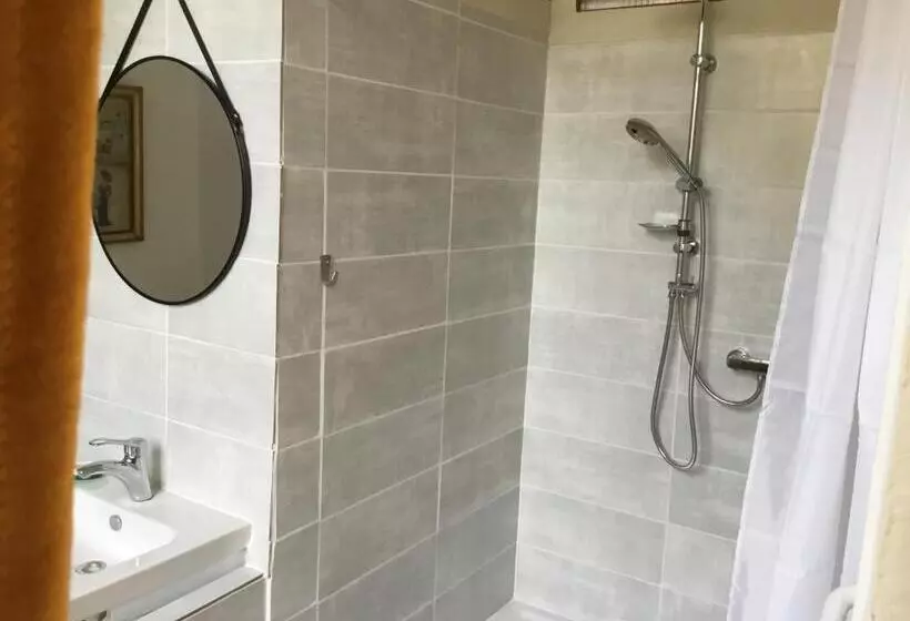 Majatalo Villa Meyriem