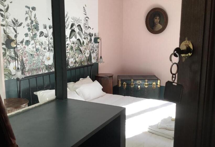 بنسيون Villa Meyriem