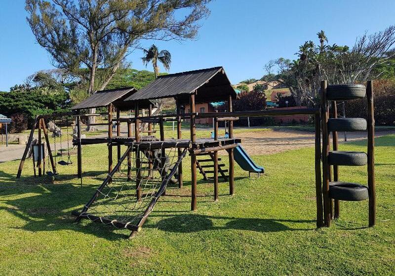 Port Edward Holiday Resort