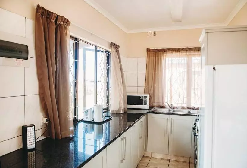 Port Edward Holiday Resort