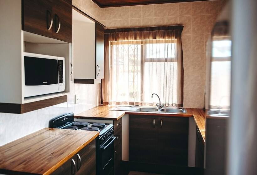 Port Edward Holiday Resort