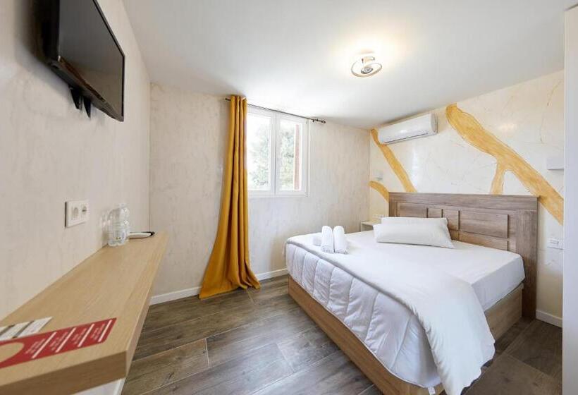 هتل Amor de Helene