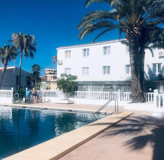 هتل Amor de Helene