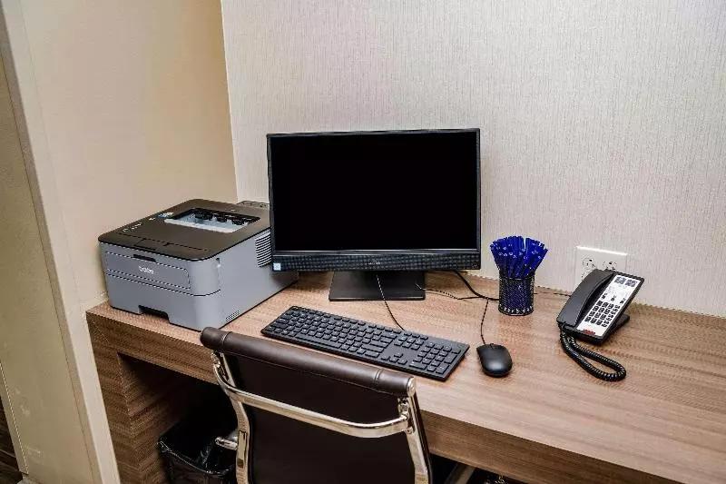 Hotelli Mainstay Suites