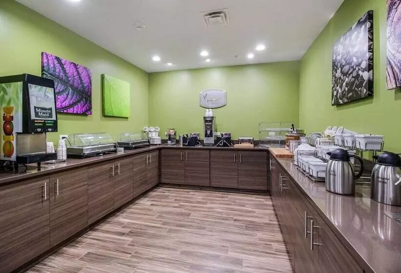 Hotelli Mainstay Suites