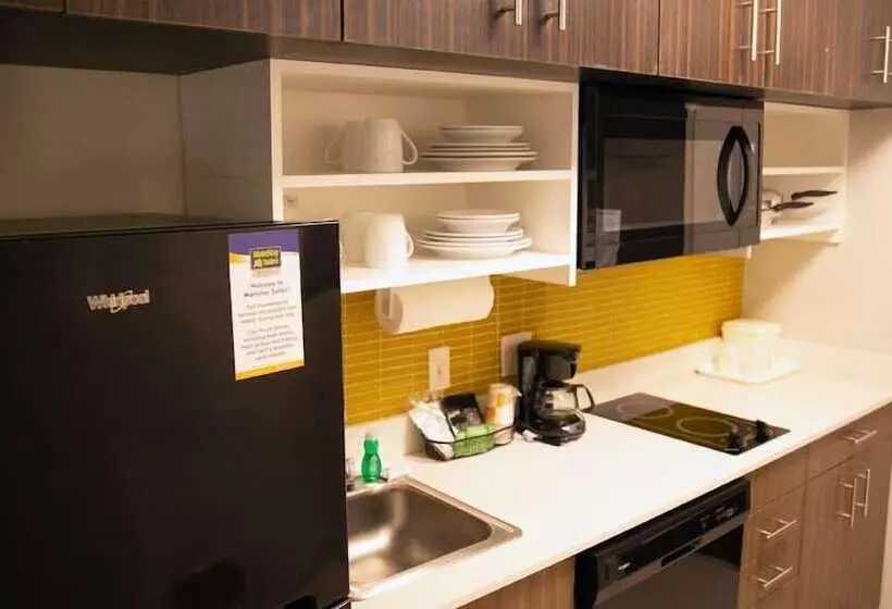 Hotelli Mainstay Suites