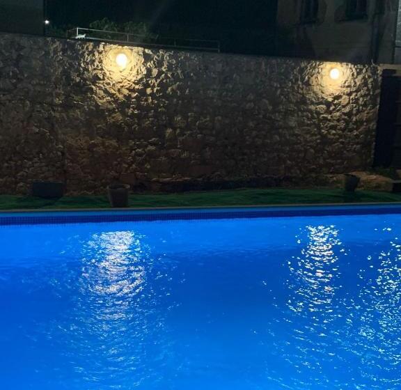 پانسیون Vila Hana