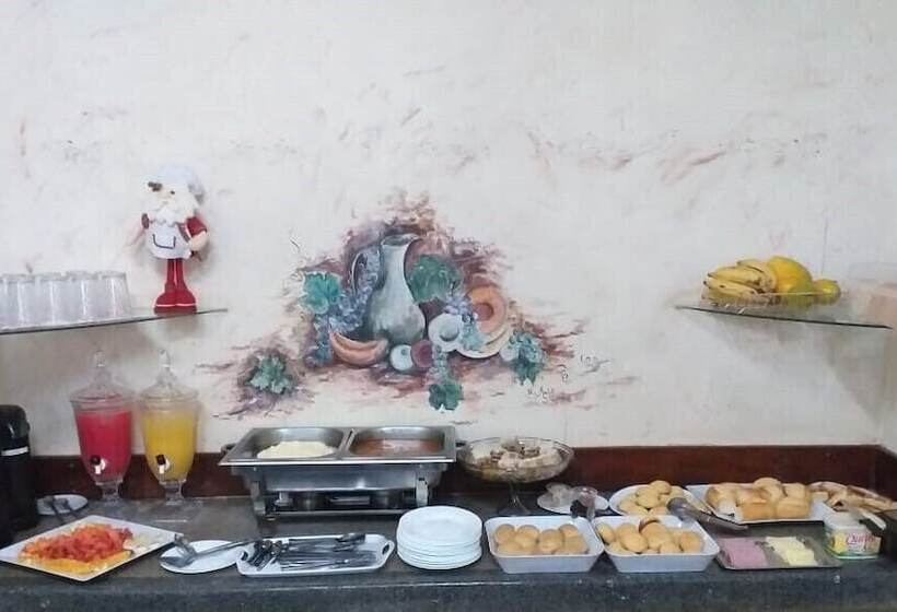 Отель Carmo Palace