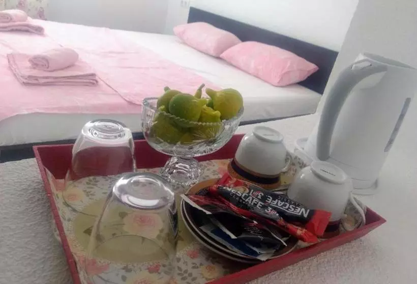 پانسیون Guesthouse Flaghome