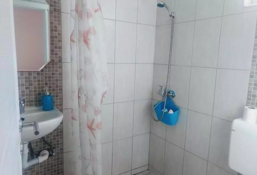 پانسیون Guesthouse Flaghome