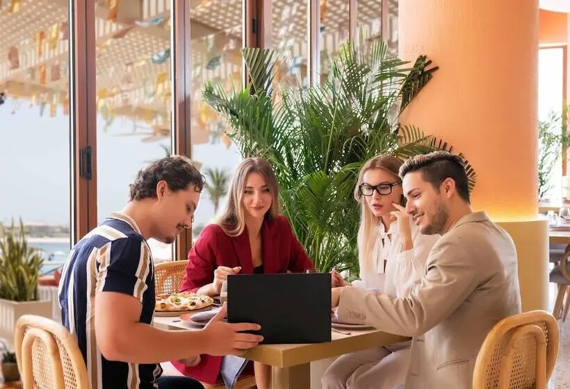 هتل Andaz Dubai The Palm, By Hyatt