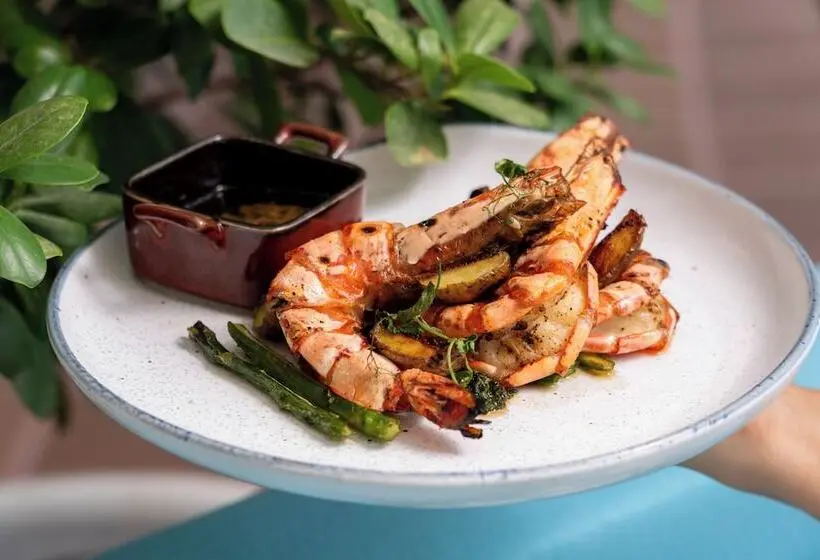 هتل Andaz Dubai The Palm, By Hyatt