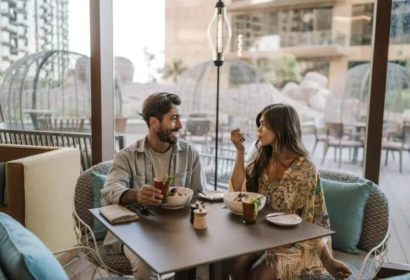 هتل Andaz Dubai The Palm, By Hyatt