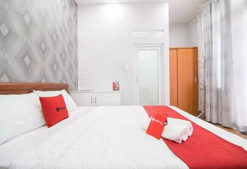 هتل Reddoorz Plus @ Huynh Tan Phat