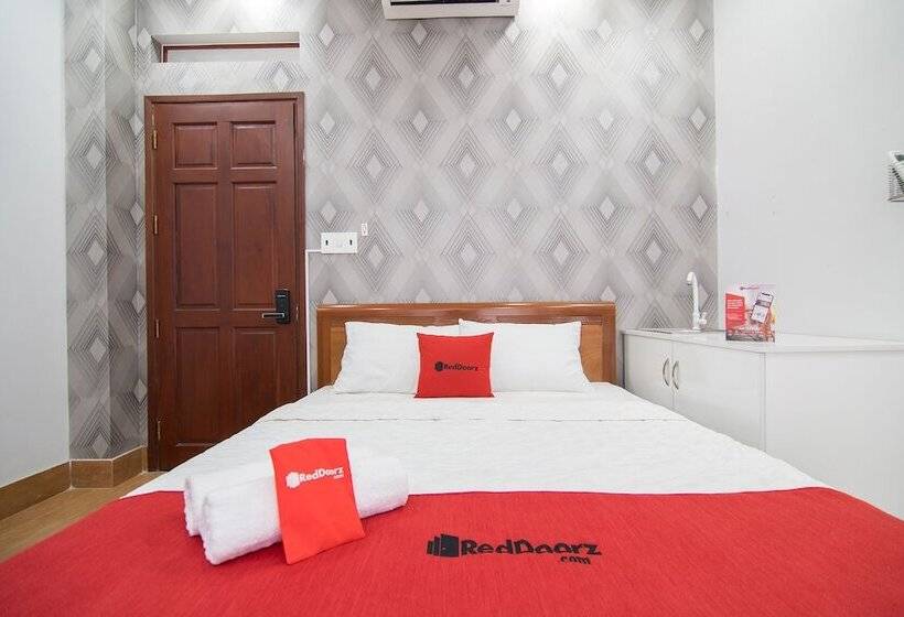 هتل Reddoorz Plus @ Huynh Tan Phat