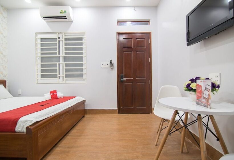 هتل Reddoorz Plus @ Huynh Tan Phat