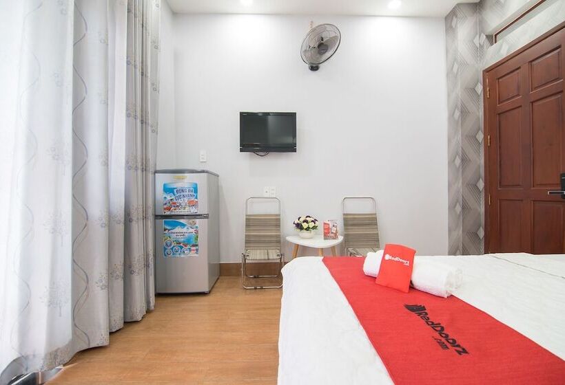 هتل Reddoorz Plus @ Huynh Tan Phat