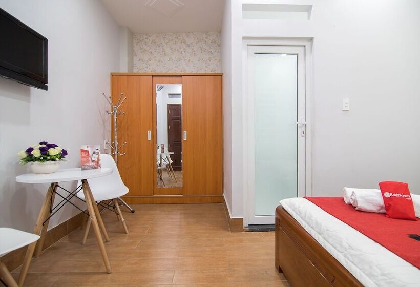 هتل Reddoorz Plus @ Huynh Tan Phat