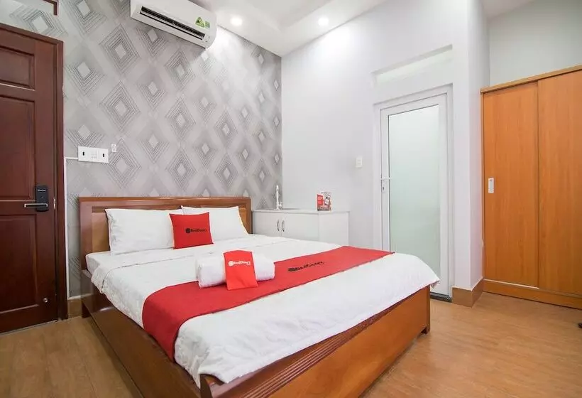 هتل Reddoorz Plus @ Huynh Tan Phat