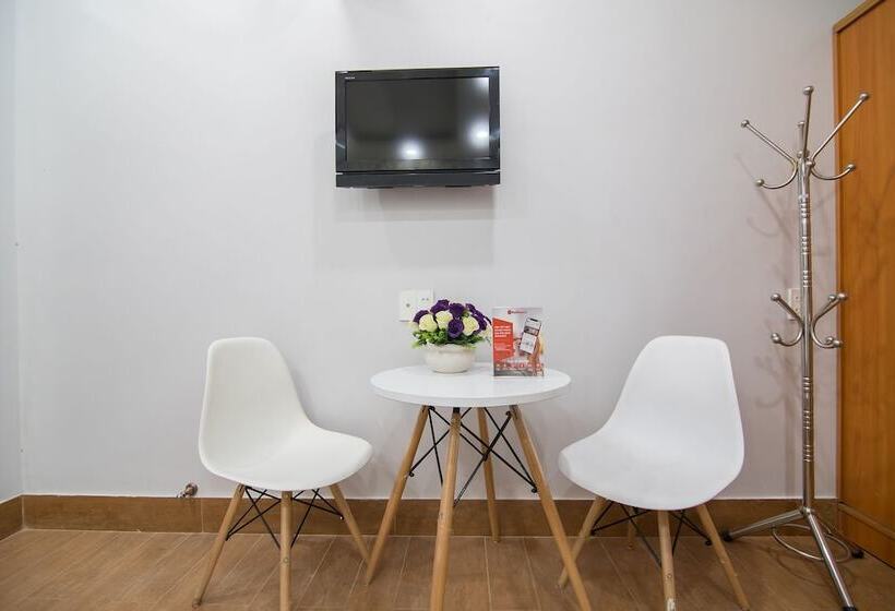 هتل Reddoorz Plus @ Huynh Tan Phat