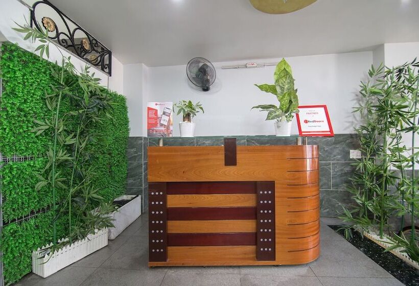 هتل Reddoorz Plus @ Huynh Tan Phat